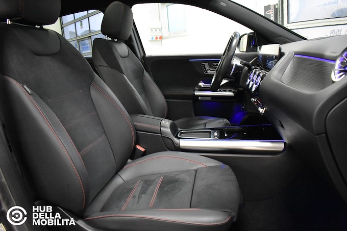 MERCEDES-BENZ GLA 200 d Automatic 4Matic AMG Line Premium Plus